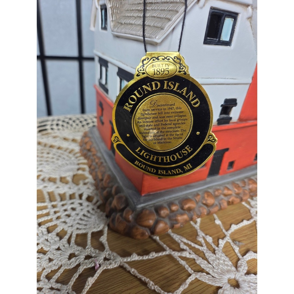 Lefton Round Island Michigan Lighthouse 1895 Figurine Lighted 10969 1996 - Picture 2 of 16